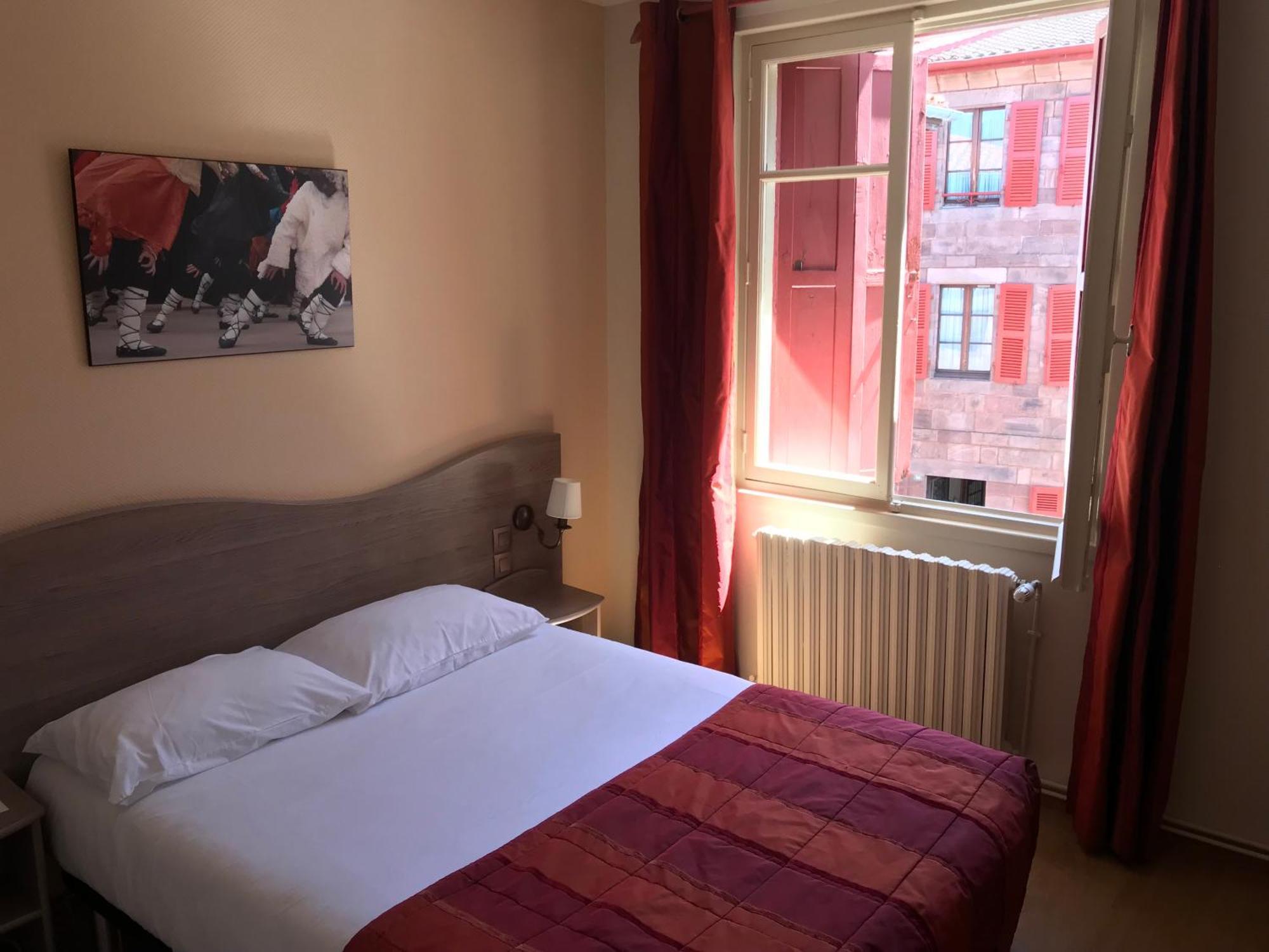Hostel Ramuntcho Saint-Jean-Pied-de-Port Esterno foto