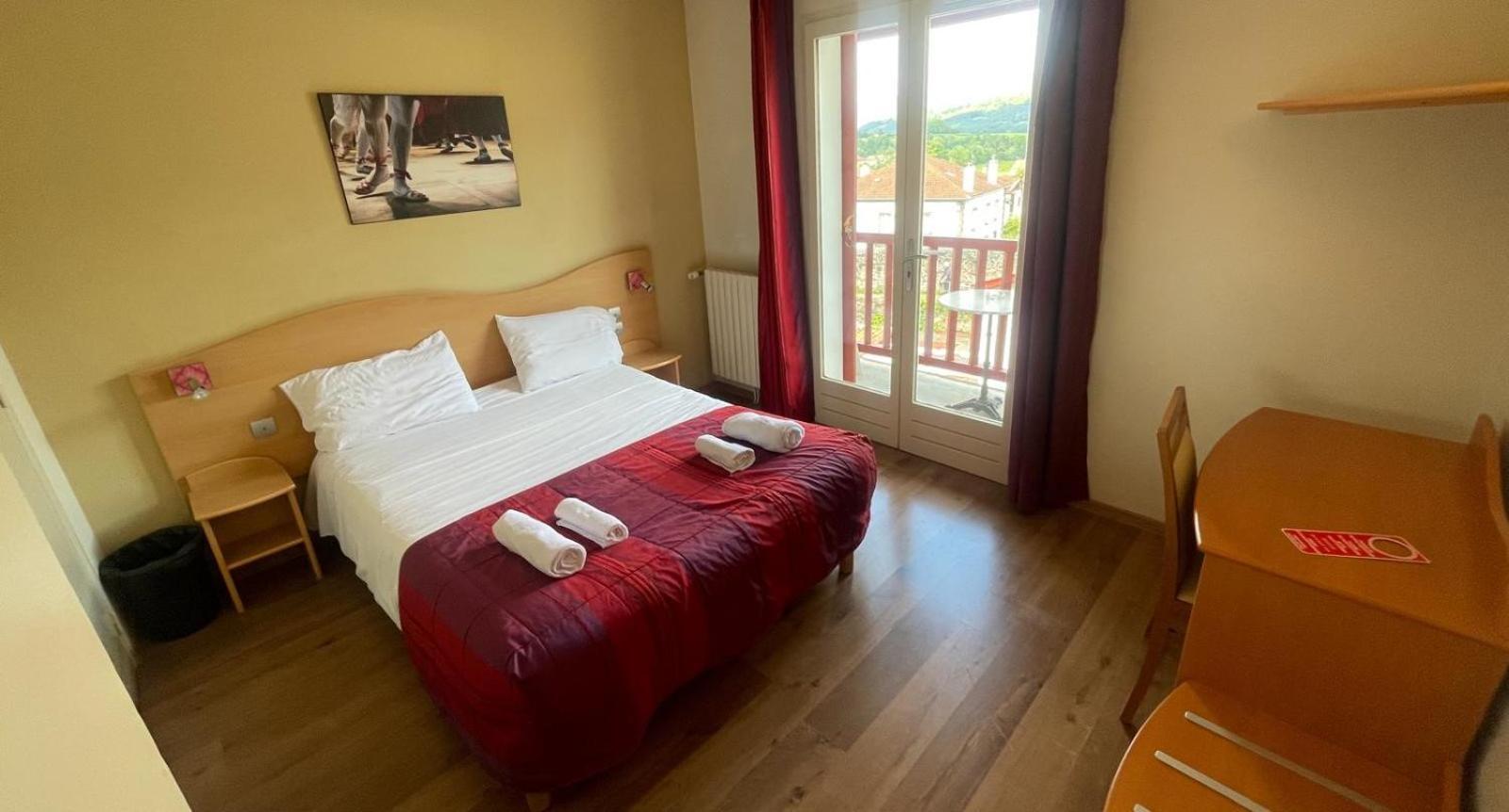 Hostel Ramuntcho Saint-Jean-Pied-de-Port Esterno foto