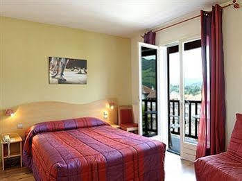 Hostel Ramuntcho Saint-Jean-Pied-de-Port Esterno foto